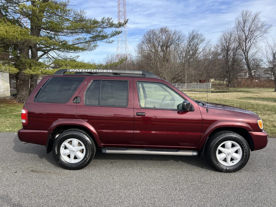 2002 Nissan Pathfinder 2nd Gen - Image 8 of 31