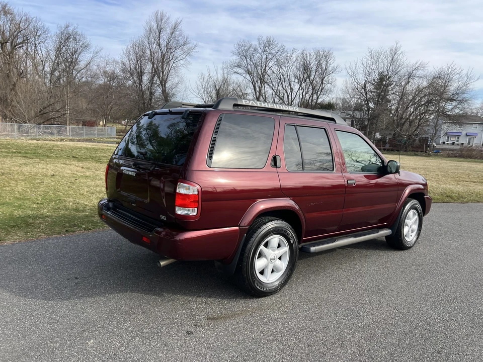 2002 Nissan Pathfinder 2nd Gen - Image 10 of 31