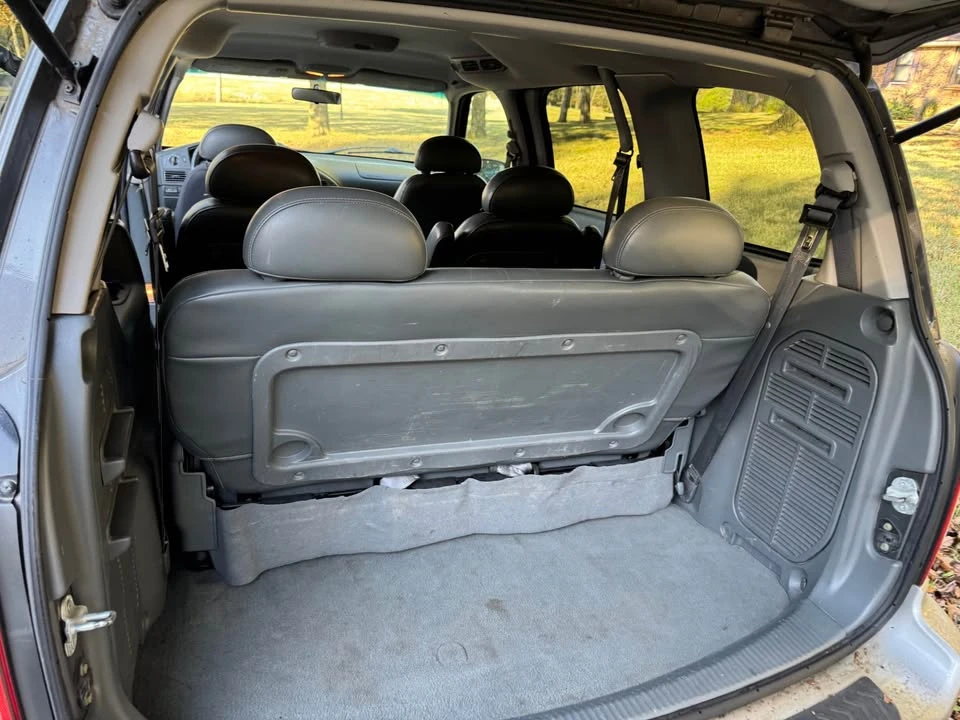 2002 Nissan Quest - Image 9 of 9