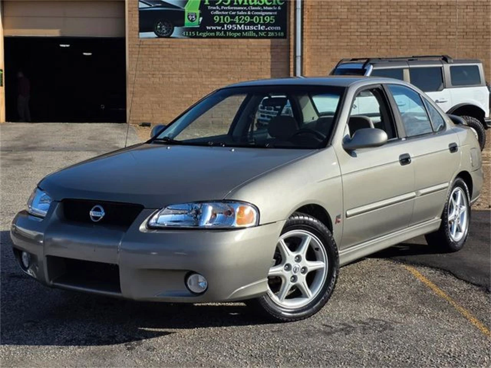 2002 Nissan Sentra 5th Gen - Image 13 of 31