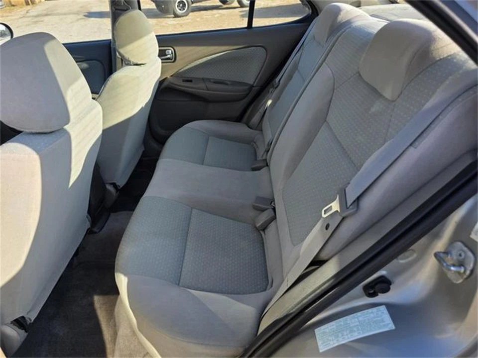 2002 Nissan Sentra 5th Gen - Image 28 of 31