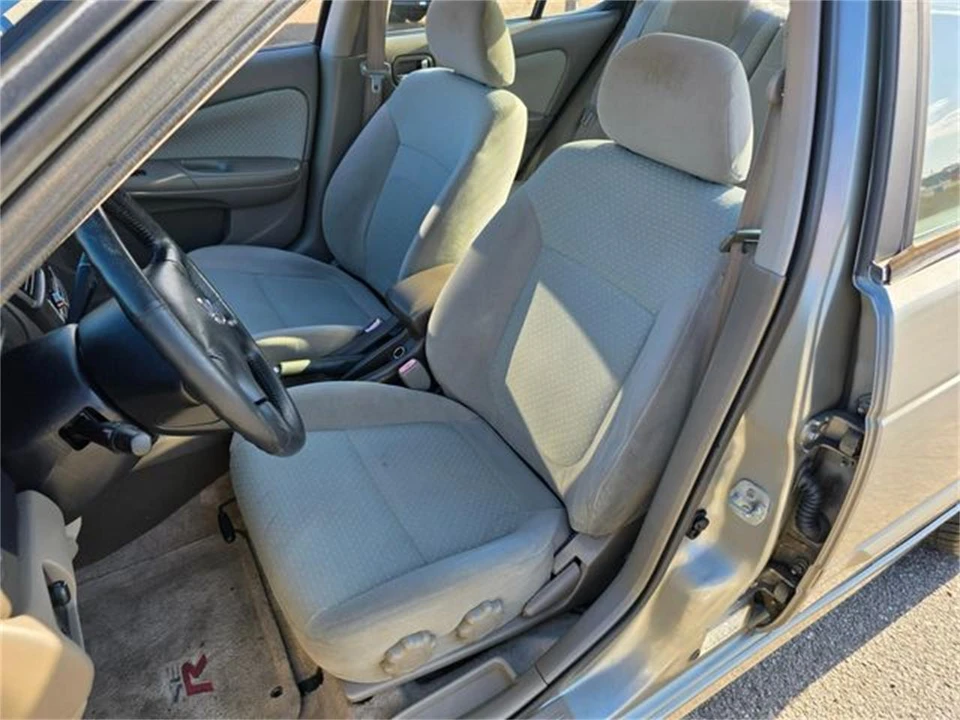 2002 Nissan Sentra 5th Gen - Image 14 of 31