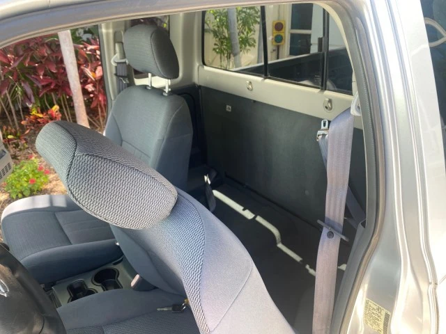 2002 Nissan Frontier 1st Gen - Image 14 of 21