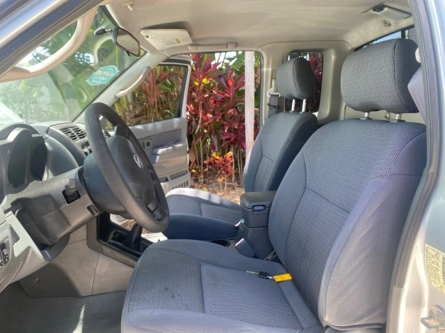 2002 Nissan Frontier 1st Gen - Image 11 of 22