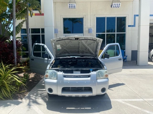 2002 Nissan Frontier 1st Gen - Image 17 of 21