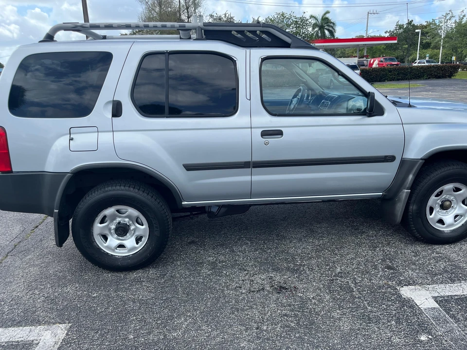 2002 Nissan Xterra 1st Gen - Image 15 of 31