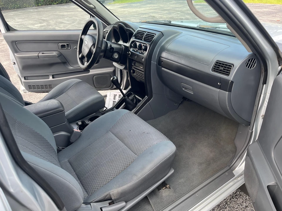 2002 Nissan Xterra 1st Gen - Image 30 of 31