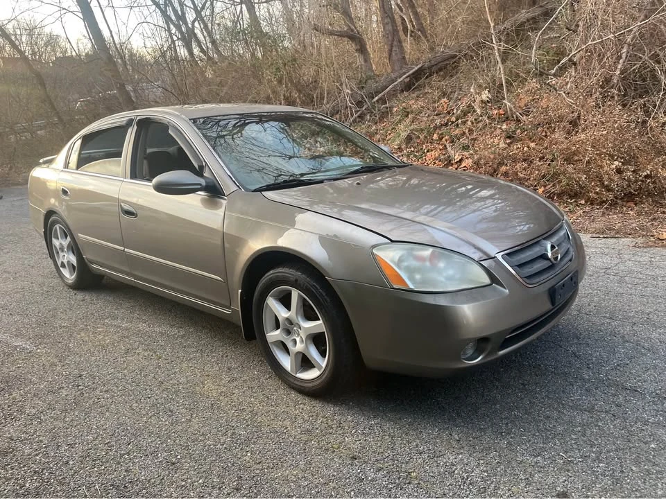 2002 Nissan Altima 3rd Gen - Image 2 of 7