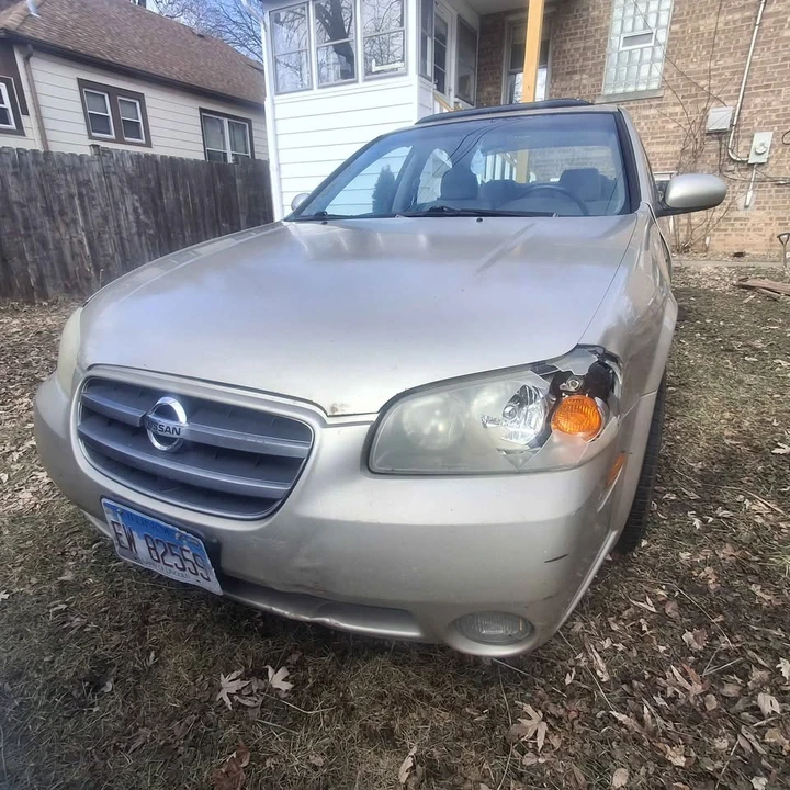 2002 Nissan Maxima 5th Gen - Image 3 of 17