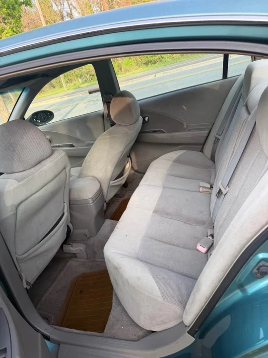 2002 Nissan Maxima 5th Gen - Image 3 of 8