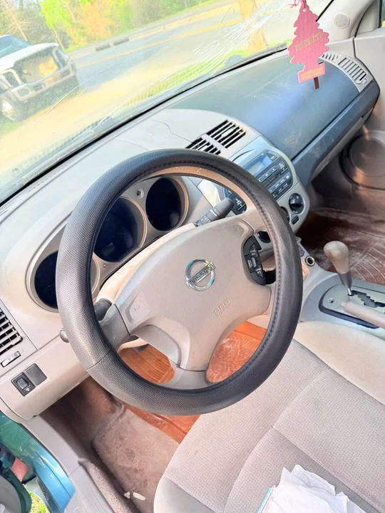 2002 Nissan Maxima 5th Gen - Image 8 of 8