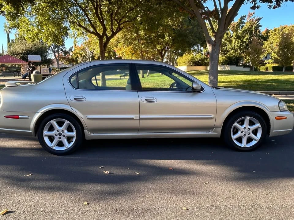 2002 Nissan Maxima 5th Gen - Image 5 of 13
