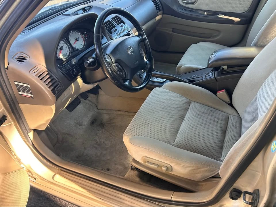 2002 Nissan Maxima 5th Gen - Image 10 of 13