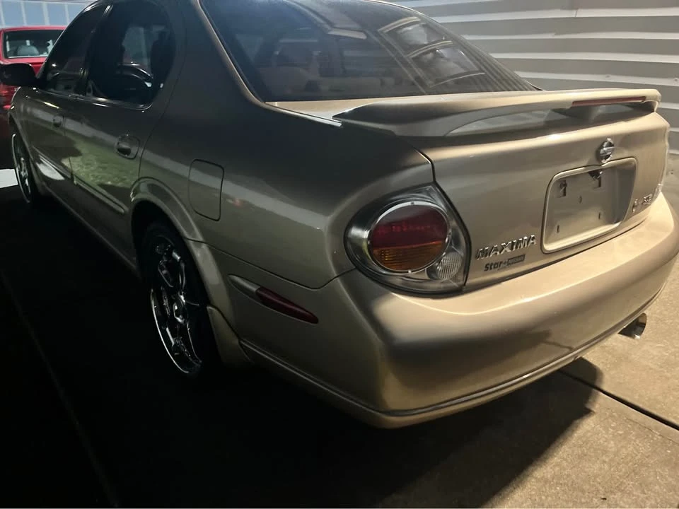 2002 Nissan Maxima 5th Gen - Image 3 of 15