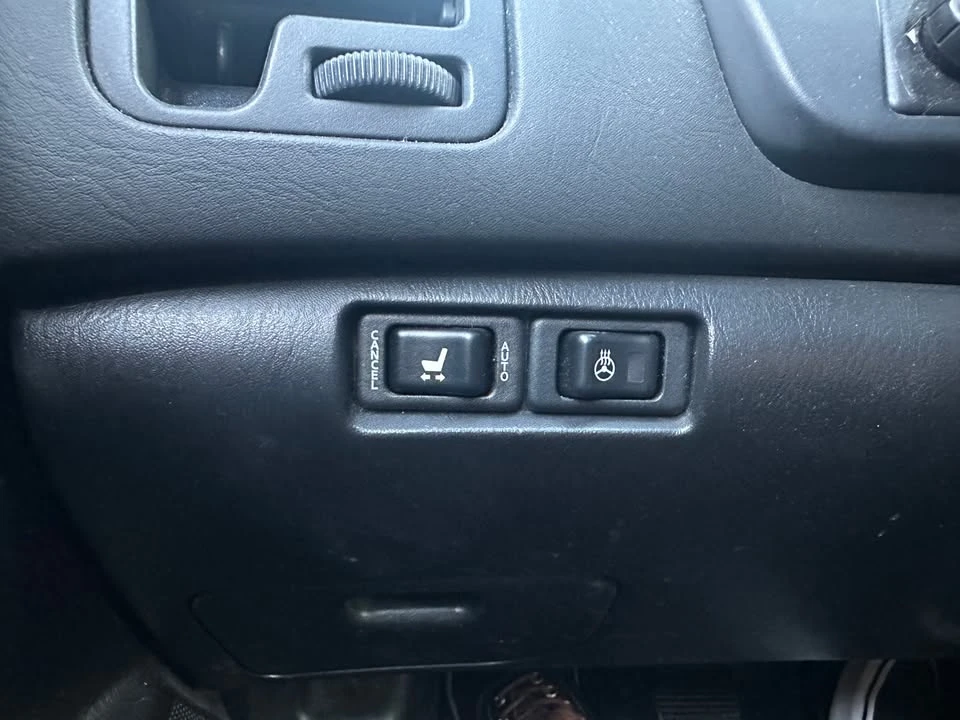 2002 Nissan Maxima 5th Gen - Image 15 of 16