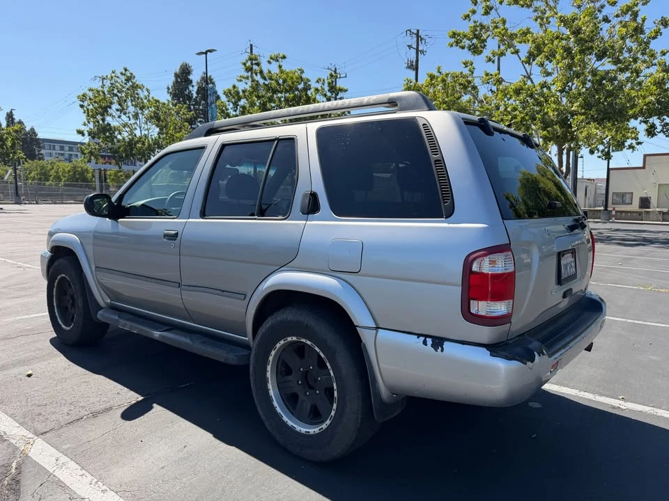 2002 Nissan Pathfinder 2nd Gen - Image 6 of 16