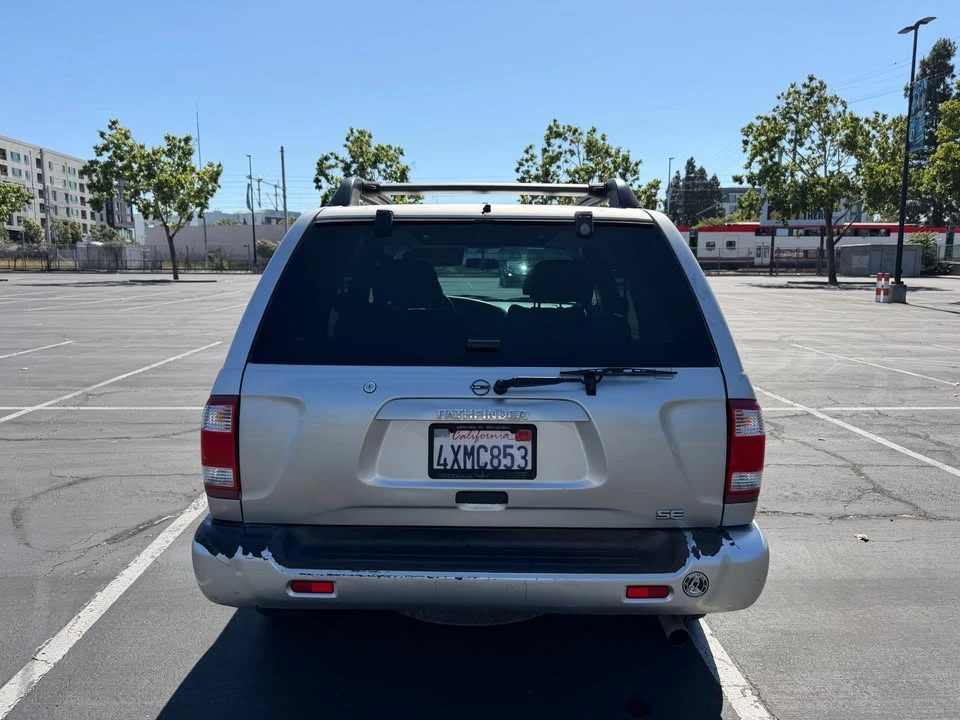 2002 Nissan Pathfinder 2nd Gen - Image 4 of 16