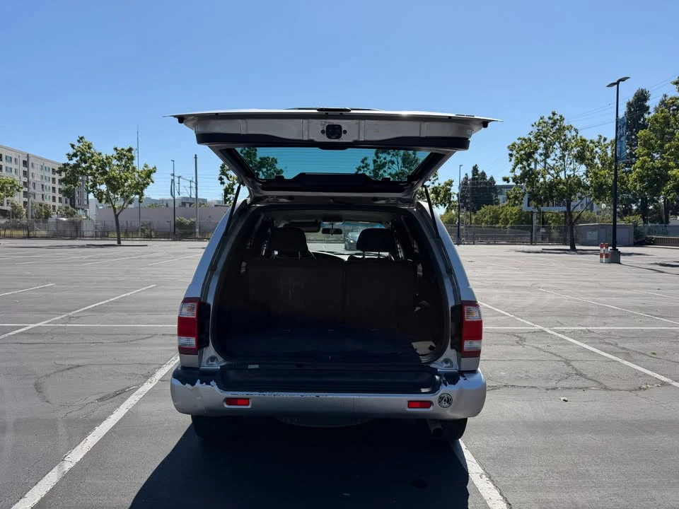 2002 Nissan Pathfinder 2nd Gen - Image 5 of 16