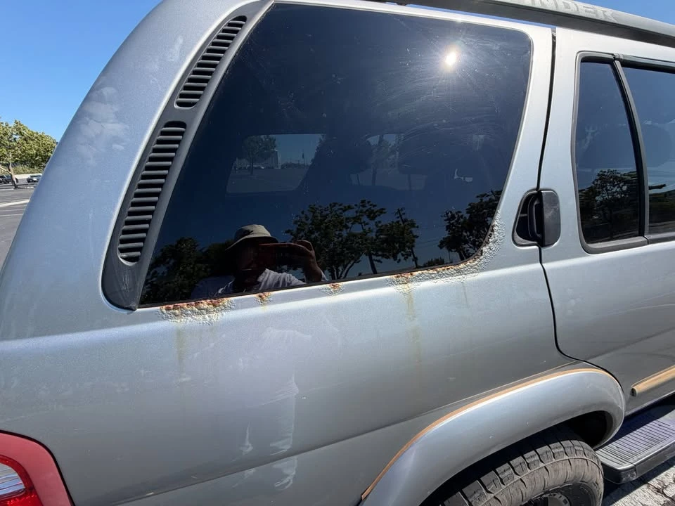2002 Nissan Pathfinder 2nd Gen - Image 14 of 16