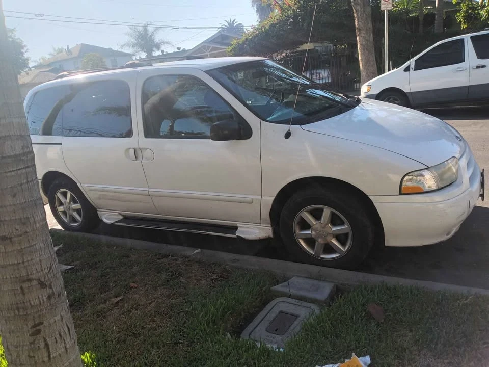 2002 Nissan Quest - Image 8 of 9