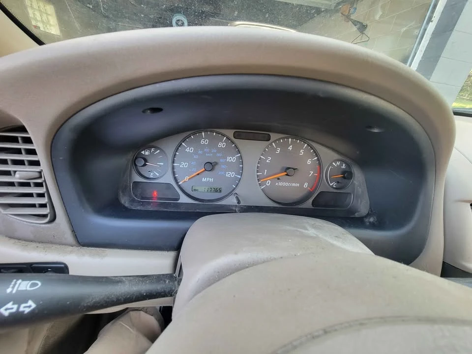 2002 Nissan Sentra 5th Gen - Image 2 of 8