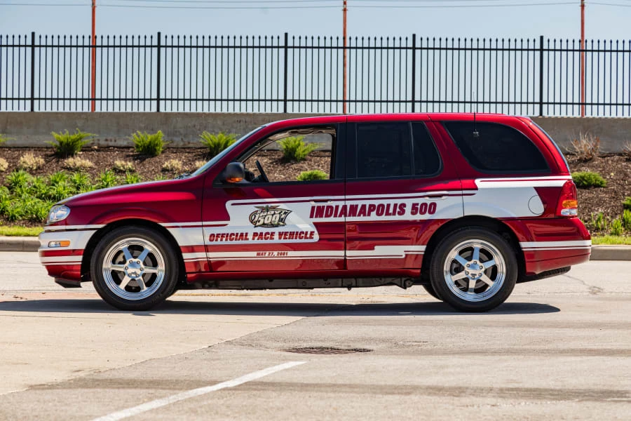 2002 Oldsmobile Bravada - Image 12 of 31