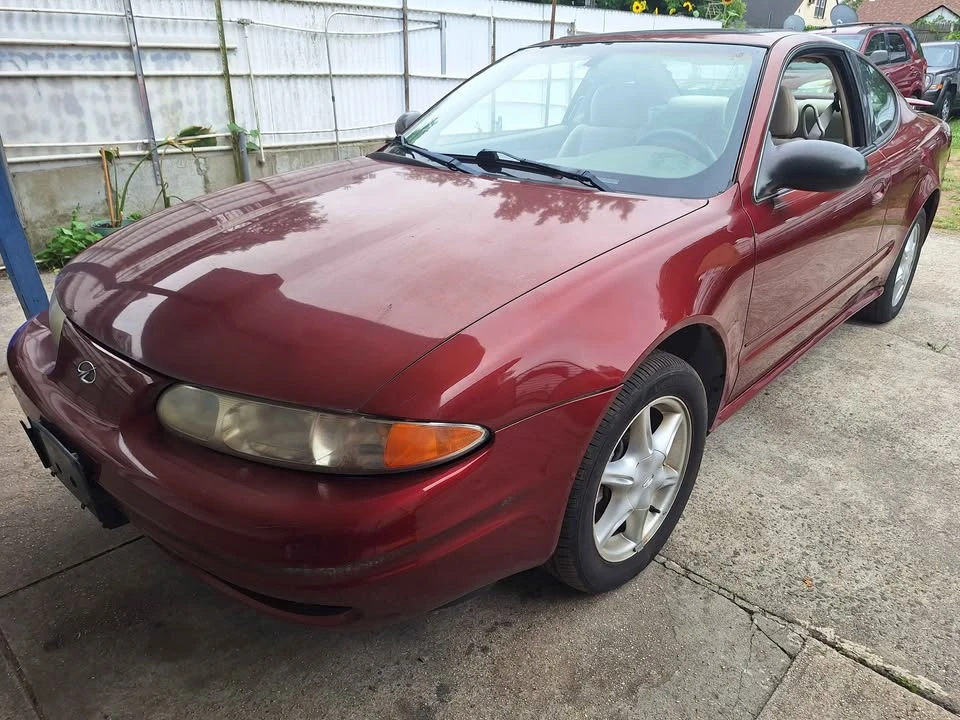 2002 Oldsmobile Alero - Image 2 of 9