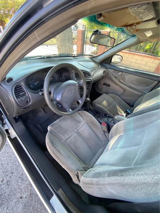 2002 Oldsmobile Alero - Image 6 of 11