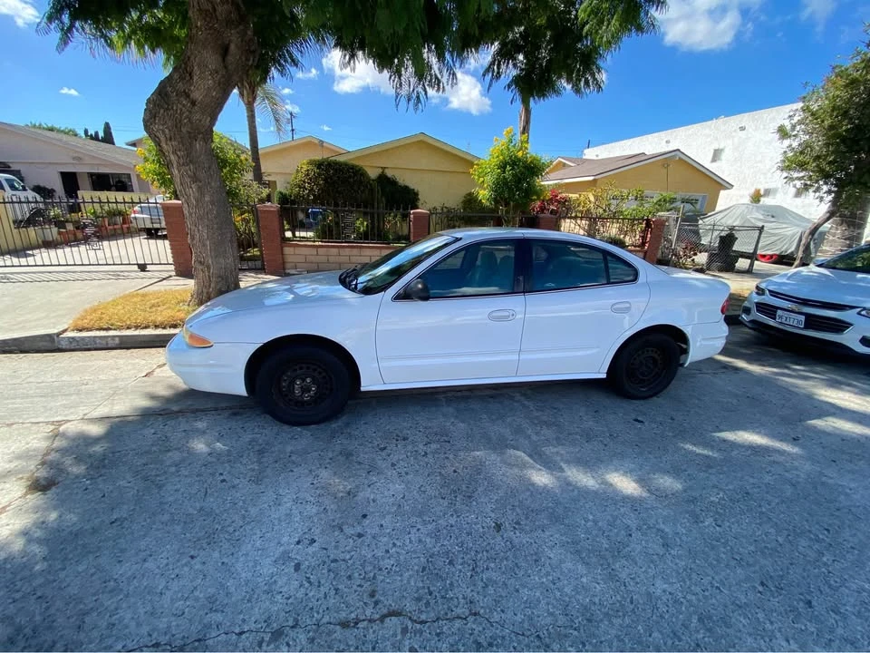 2002 Oldsmobile Alero - Image 6 of 12