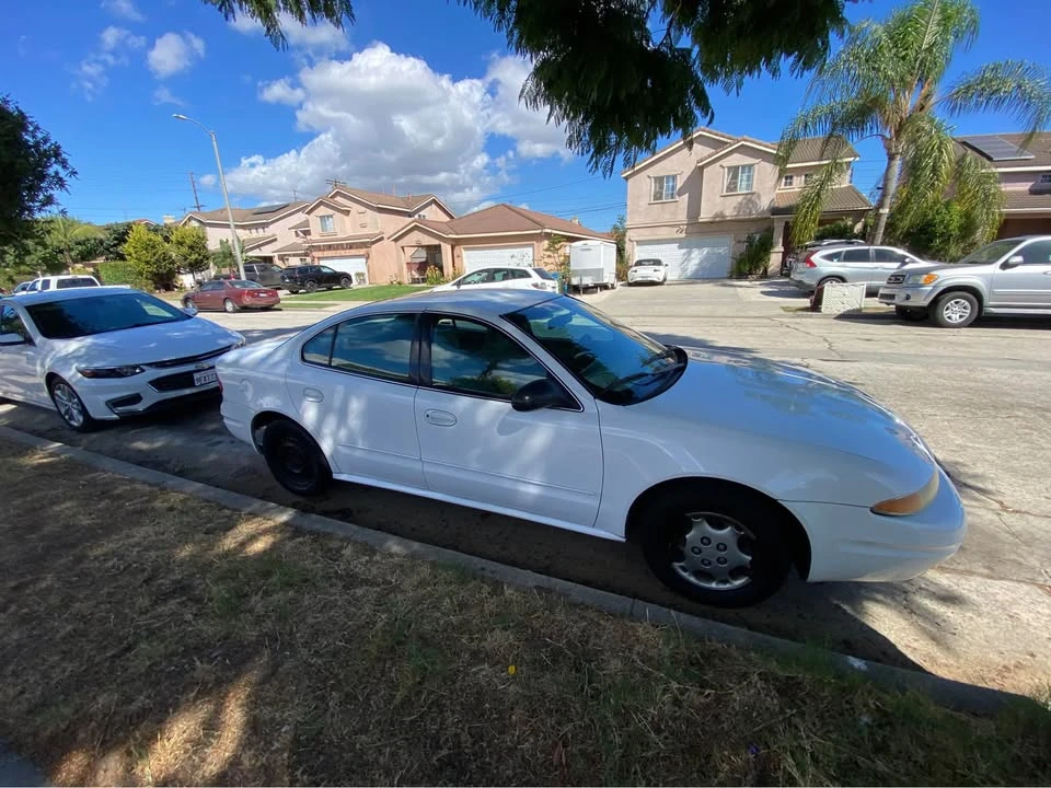 2002 Oldsmobile Alero - Image 5 of 12