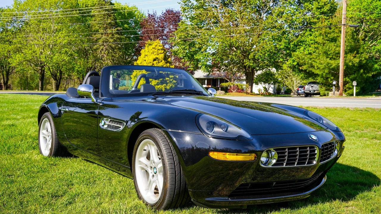 2002 BMW Z8 - Image 12 of 31
