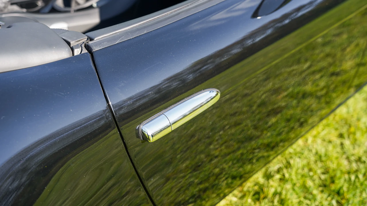 2002 BMW Z8 - Image 24 of 31