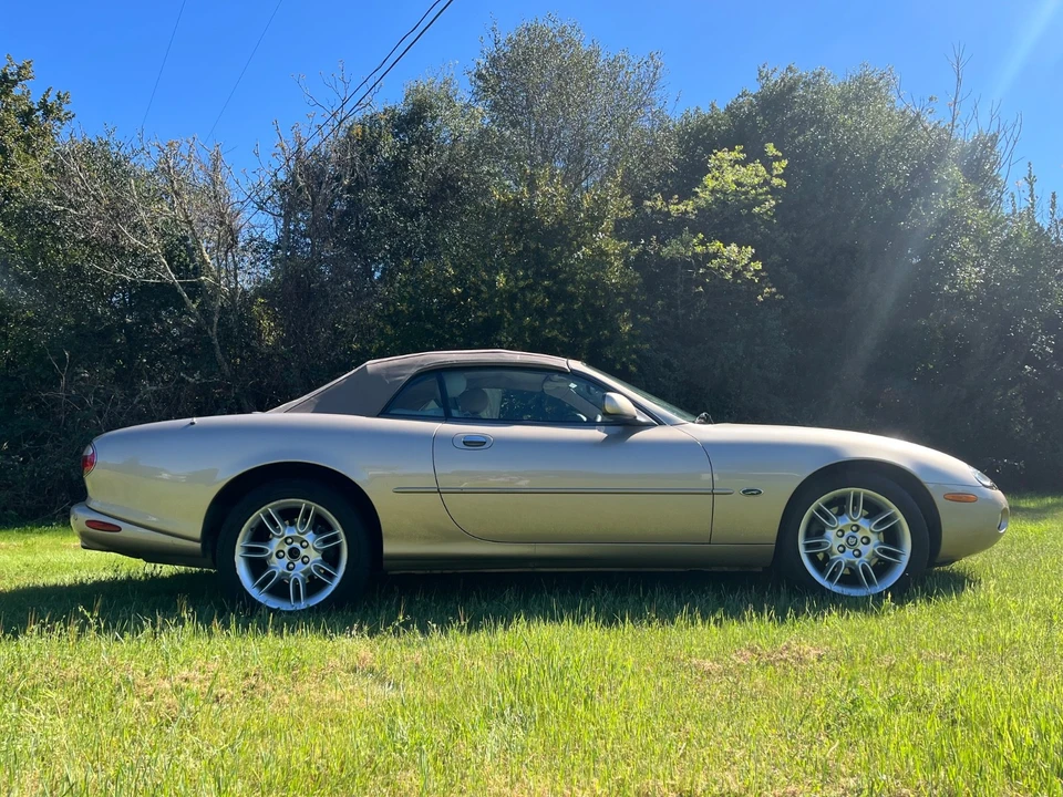 2002 Jaguar X100 XK8 - Image 2 of 21