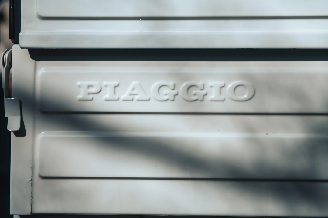 2002 Piaggio - Image 21 of 31