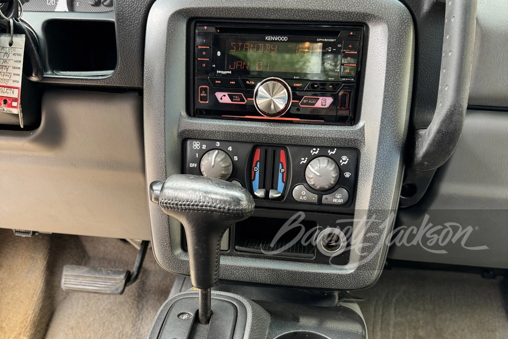 2002 Pontiac Aztek - Image 12 of 28