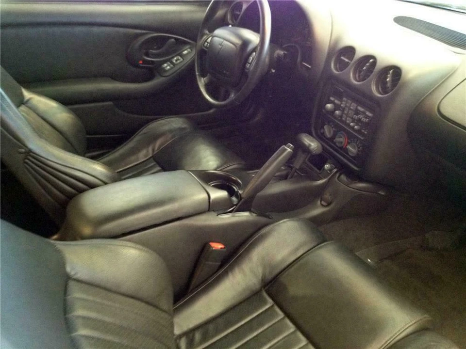2002 Pontiac Firebird Trans Am 4th Gen - Image 4 of 5