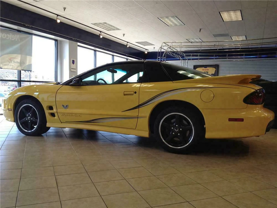 2002 Pontiac Firebird Trans Am 4th Gen - Image 5 of 5