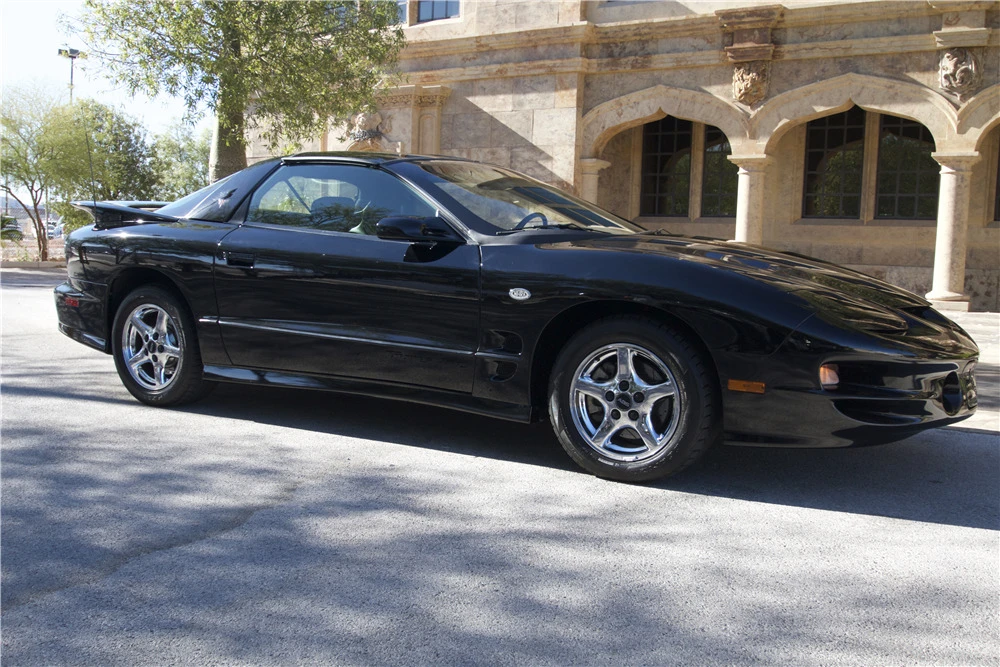 2002 Pontiac Firebird Trans Am 4th Gen - Image 2 of 5