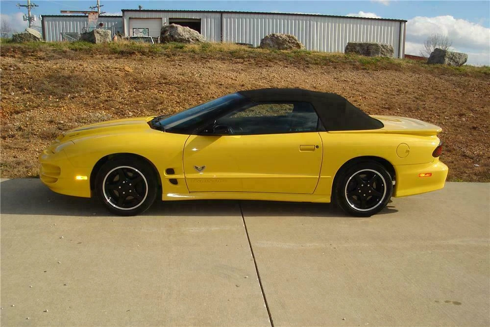 2002 Pontiac Firebird Trans Am 4th Gen - Image 4 of 4