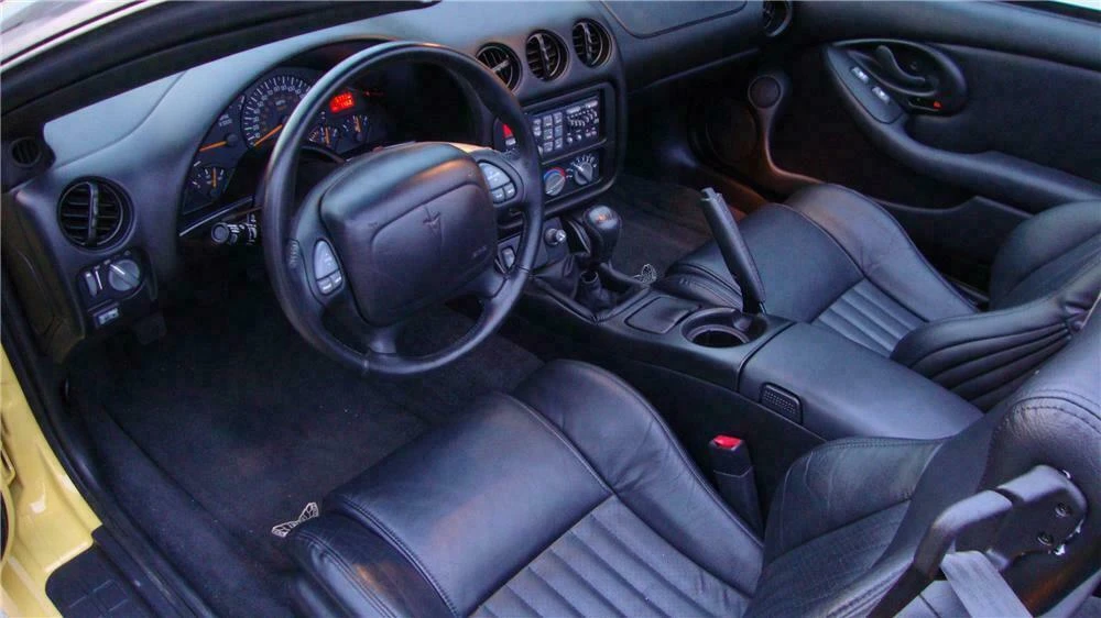 2002 Pontiac Firebird Trans Am 4th Gen - Image 4 of 5