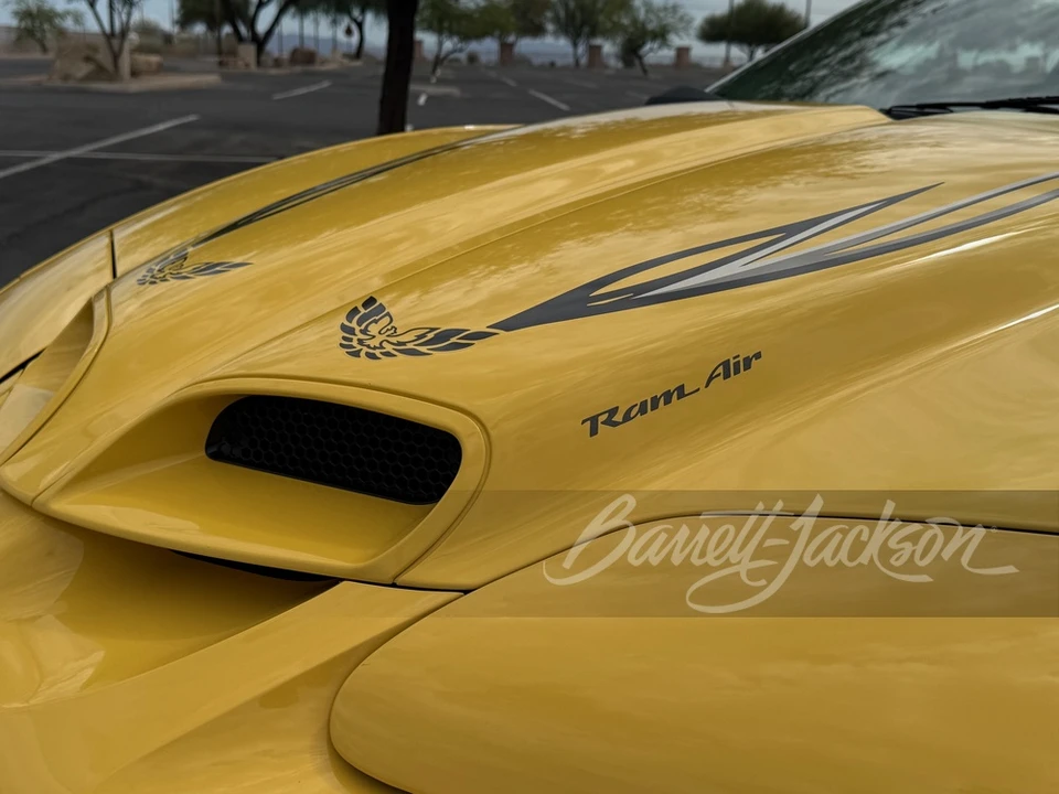 2002 Pontiac Firebird Trans Am 4th Gen - Image 15 of 16