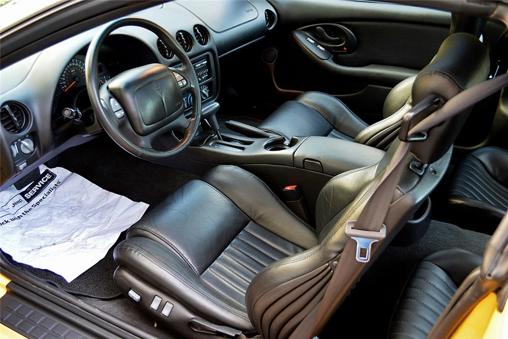 2002 Pontiac Firebird Trans Am 4th Gen - Image 4 of 5