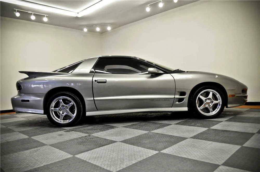 2002 Pontiac Firebird Trans Am 4th Gen - Image 4 of 5