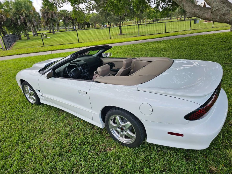 2002 Pontiac Firebird Trans Am 4th Gen - Image 3 of 12