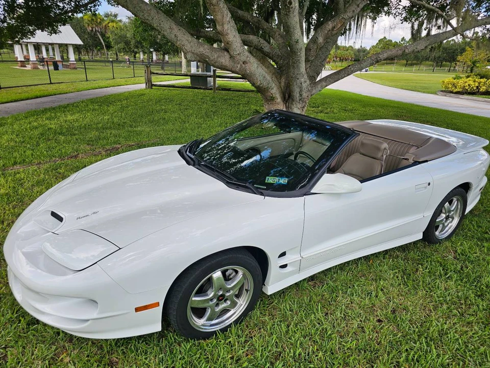 2002 Pontiac Firebird Trans Am 4th Gen - Image 2 of 12