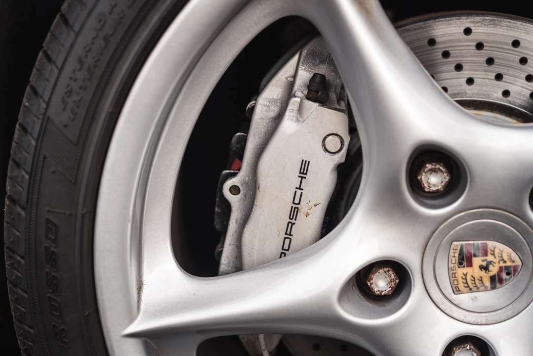 2002 Porsche 996 Carrera 4 - Image 8 of 31