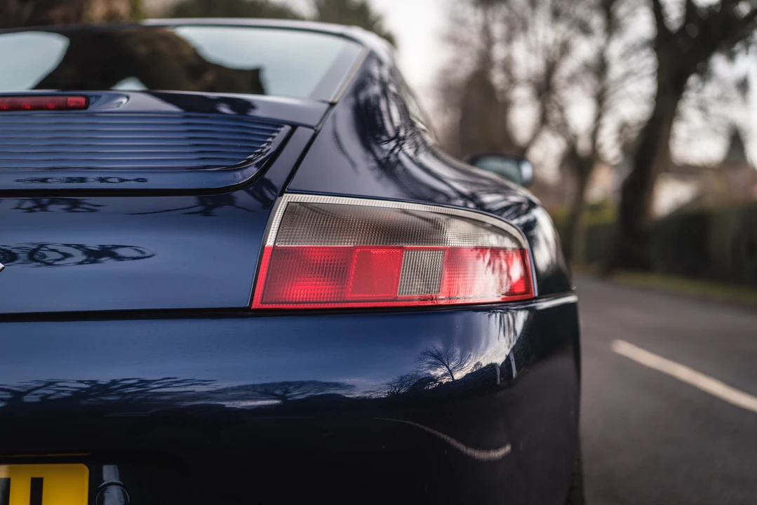 2002 Porsche 996 Carrera 4 - Image 24 of 31