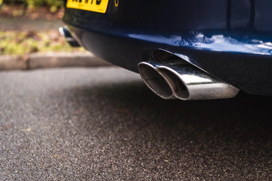 2002 Porsche 996 Carrera 4 - Image 28 of 31