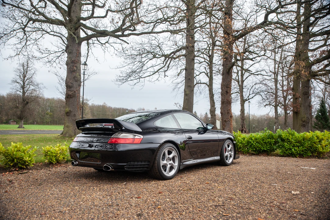 2002 Porsche 996 Carrera 4S - Image 13 of 31