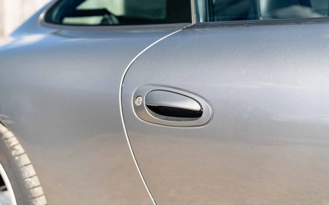2002 Porsche 996 Carrera 4S - Image 28 of 31